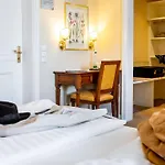 Romantik Zehntkeller 호텔 이포펜
